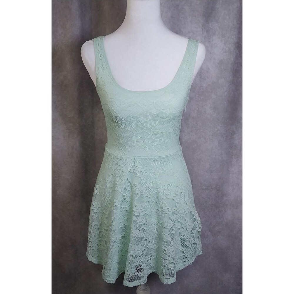 Wet Seal Women's Mint Green Floral Lace Fit Flared Mini Dress Size Small